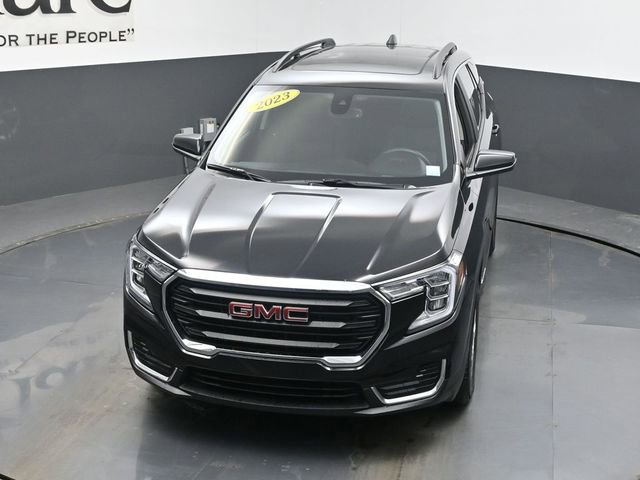 Used 2023 GMC Terrain SLE w/ Driver Convenience Package image 45