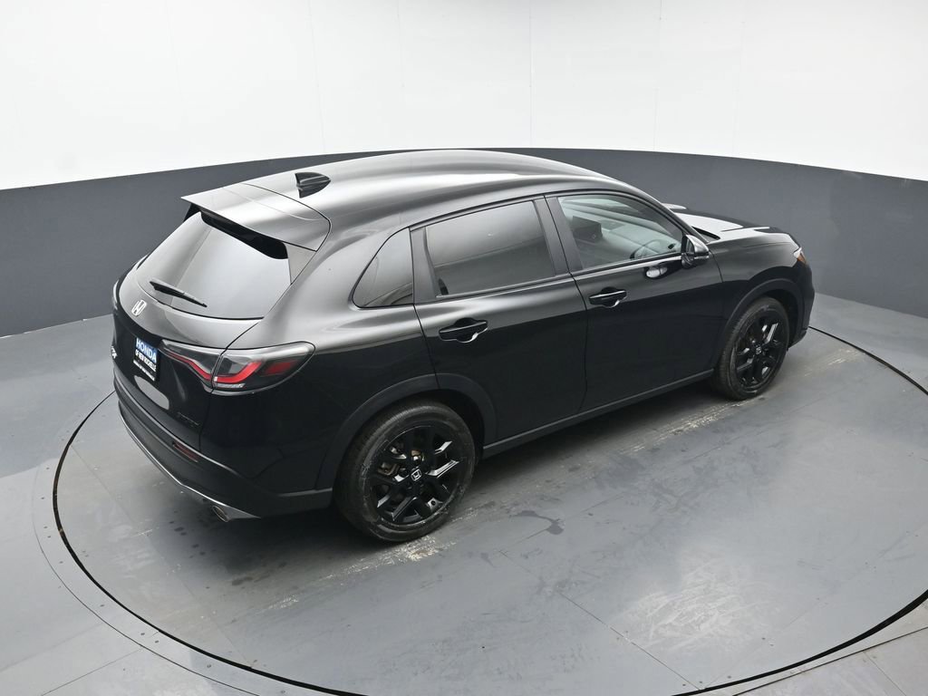 Used 2025 Honda HR-V Sport image 35