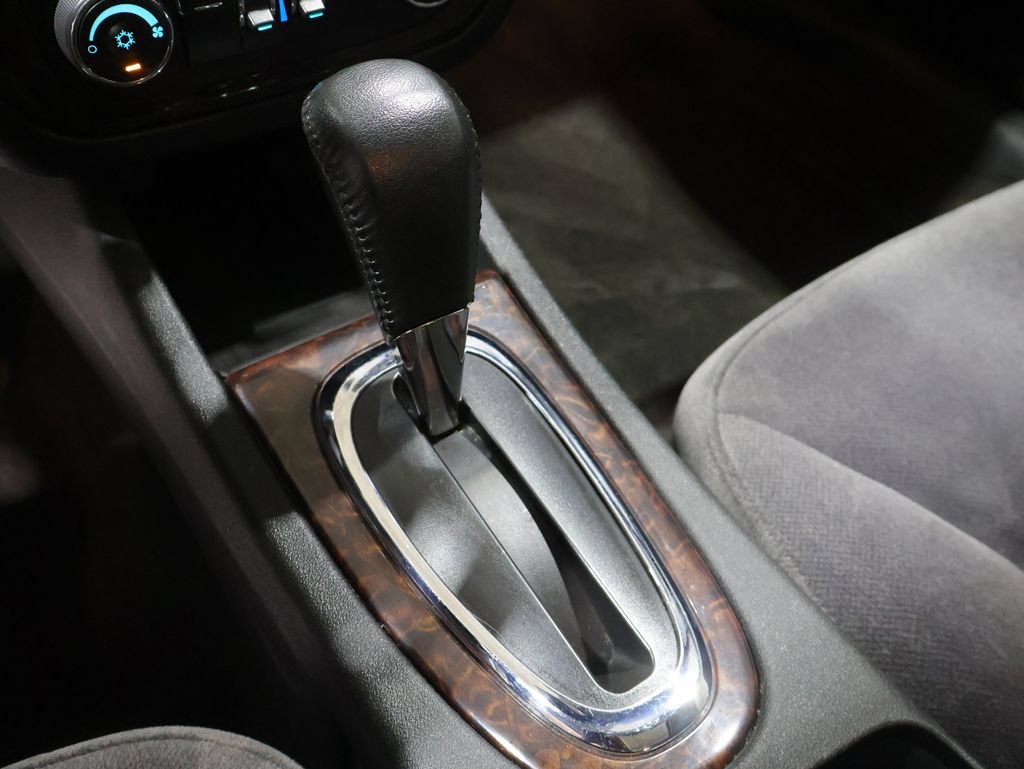 Used 2013 Chevrolet Impala LT w/ LT Sunroof Package FWD image 27