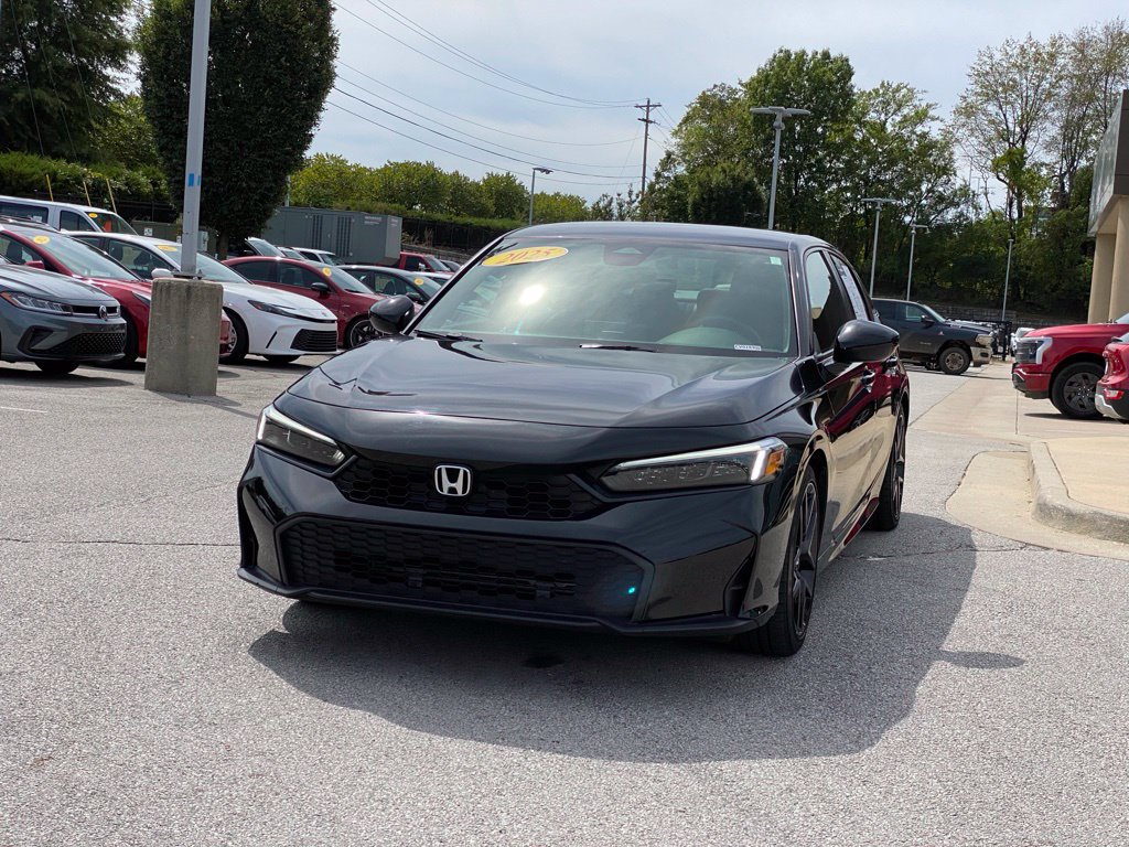 Used 2025 Honda Civic Sport image 3