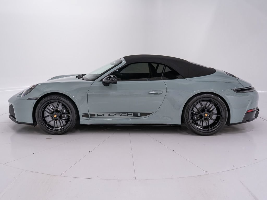 Used 2026 Porsche 911 Carrera GTS RWD image 11