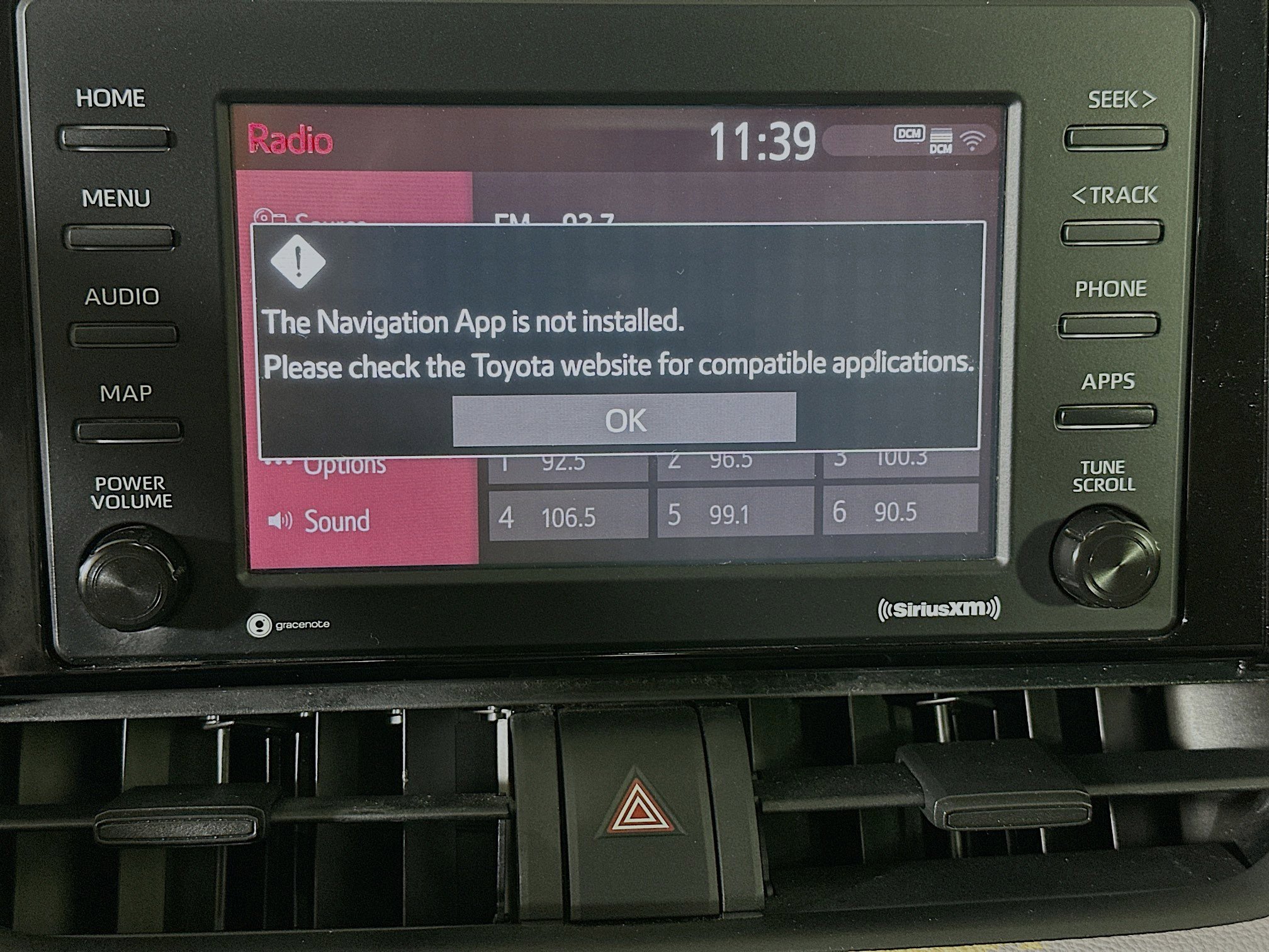 Used 2020 Toyota RAV4 XLE FWD image 22