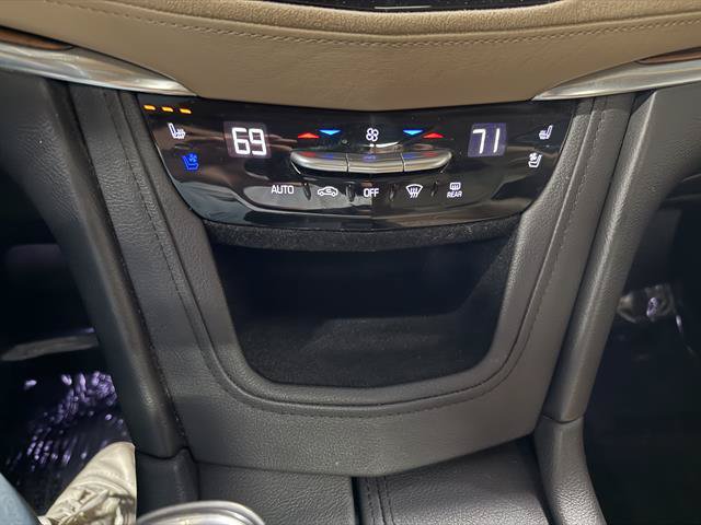 Certified 2018 Cadillac XT5 Platinum w/ Driver Assist Package AWD/4WD image 15