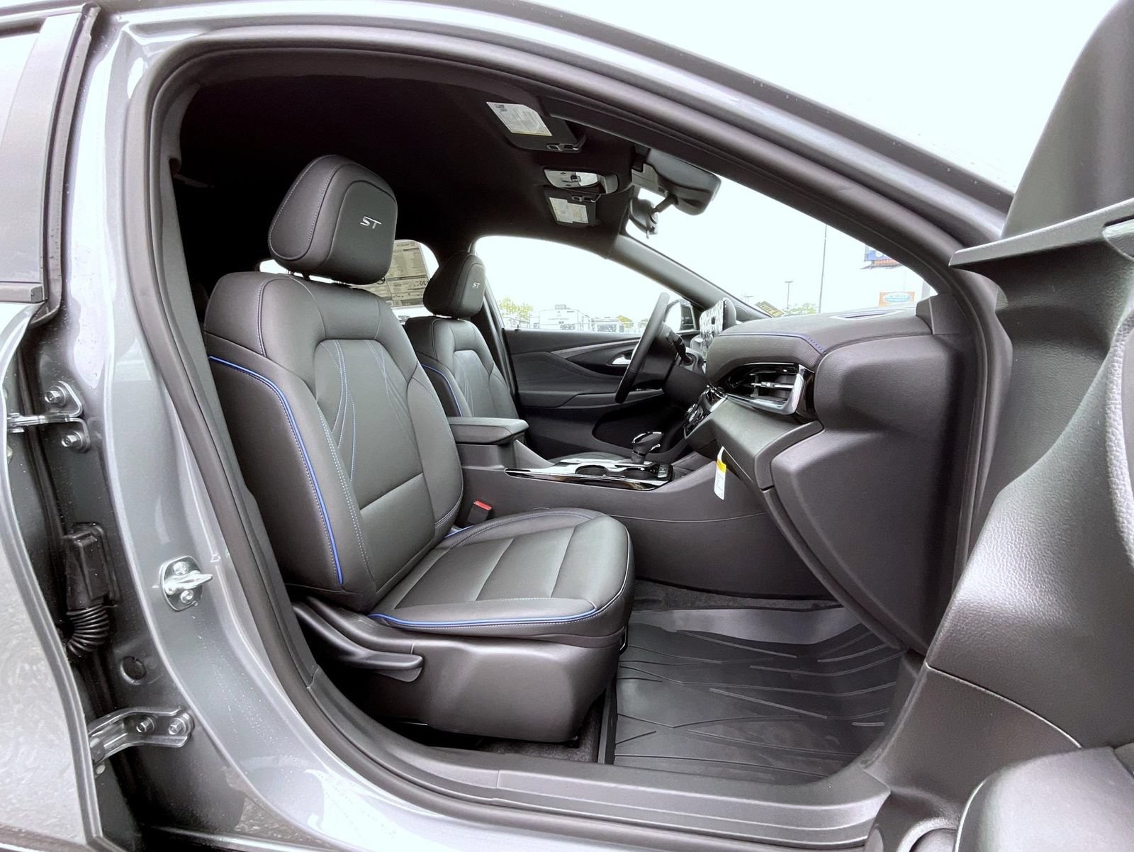 New 2026 Buick Envista Sport Touring w/ Convenience I Package FWD image 15