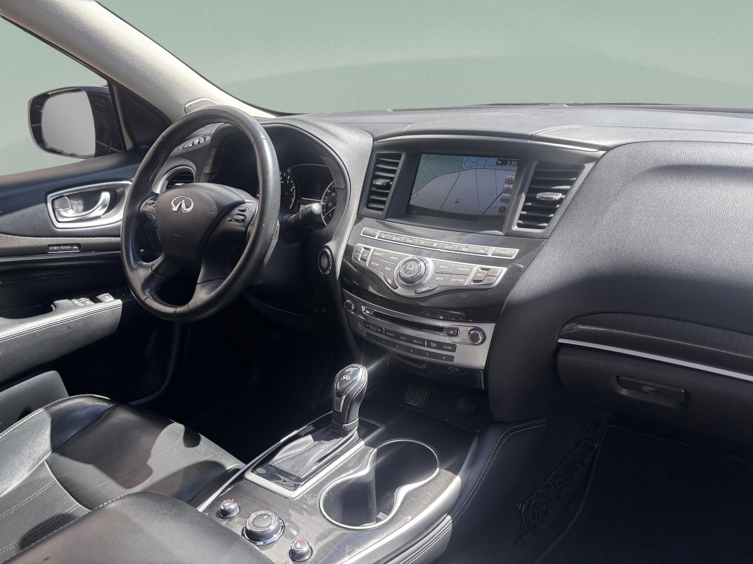 Used 2019 INFINITI QX60 Luxe w/ Essential Package image 29