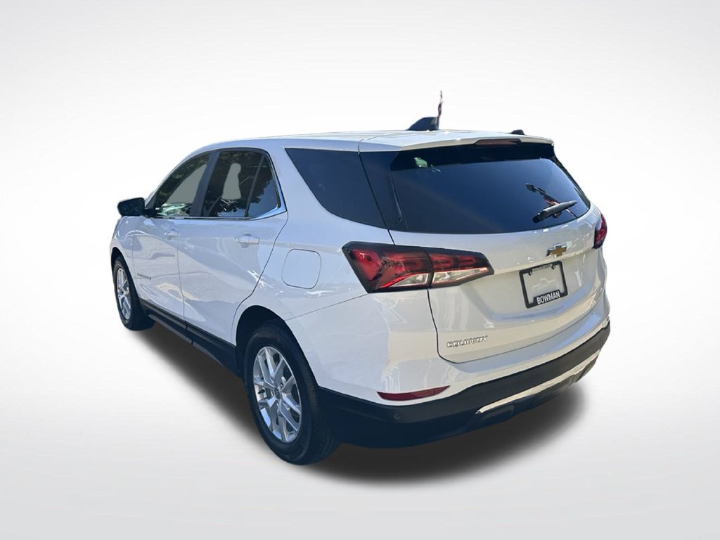 Used 2024 Chevrolet Equinox LT FWD image 3