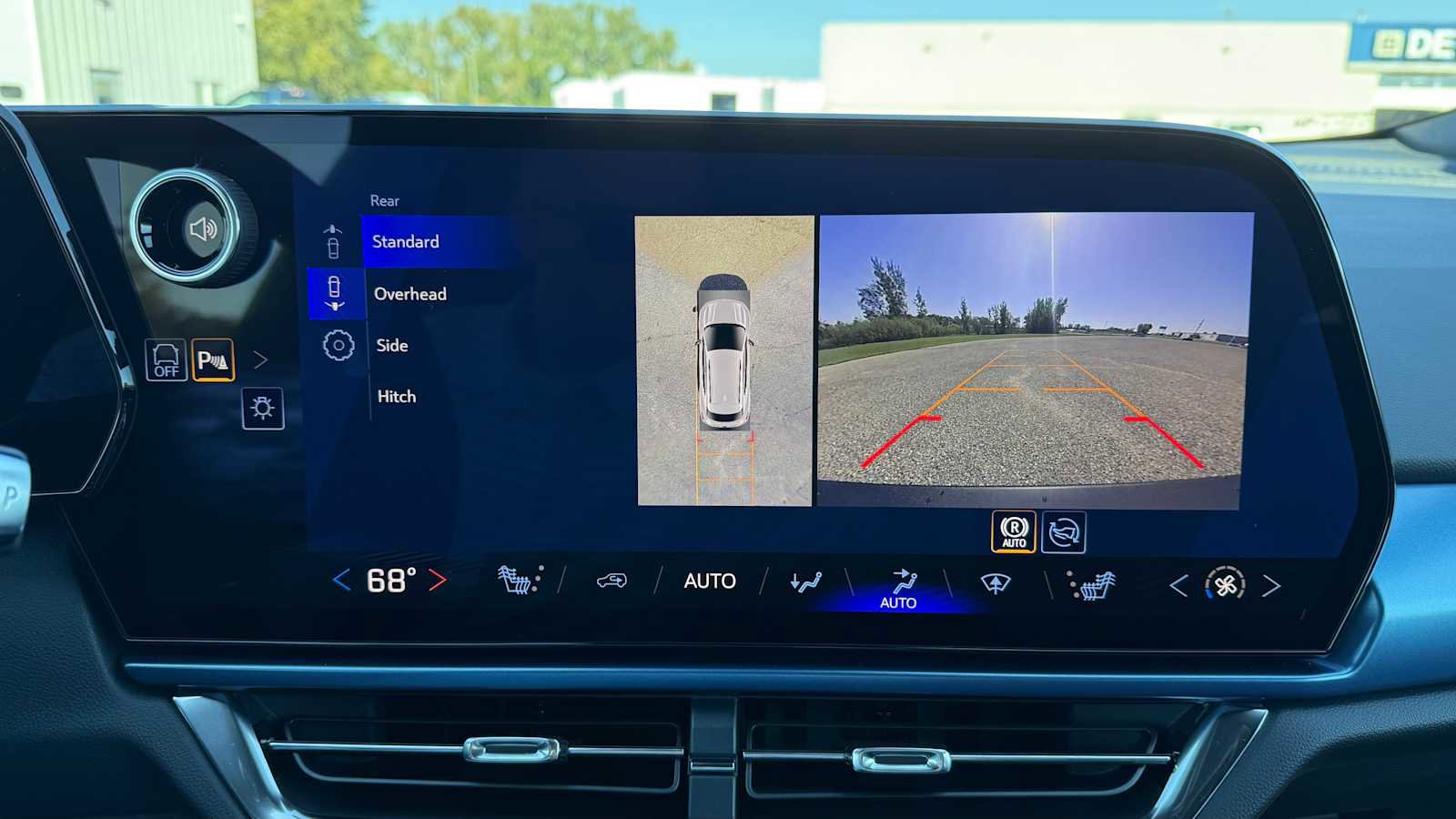 New 2026 Chevrolet Equinox EV LT AWD/4WD image 18