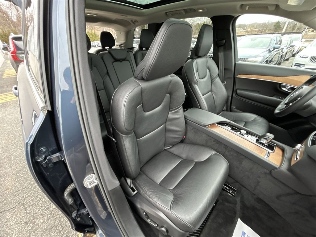 Used 2023 Volvo XC90 B6 Plus w/ Protection Package Premier image 26