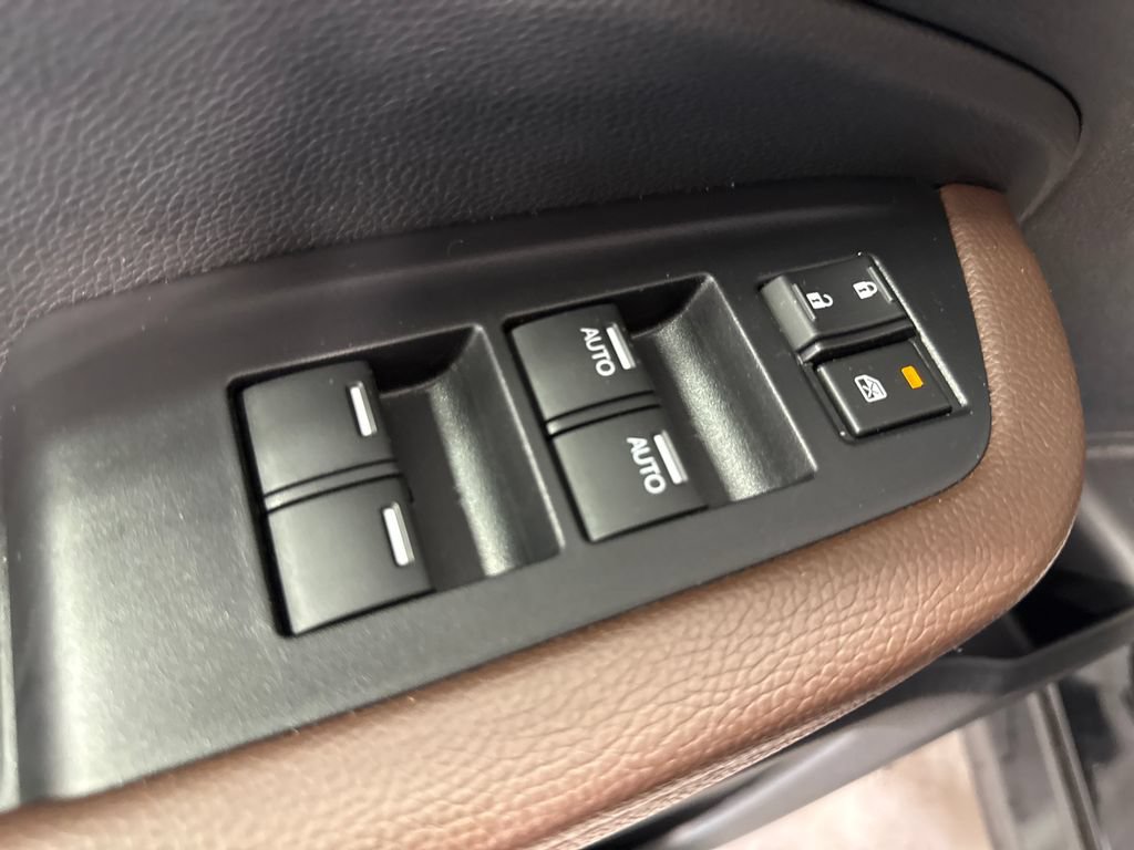 Used 2024 Honda Passport EX-L image 31