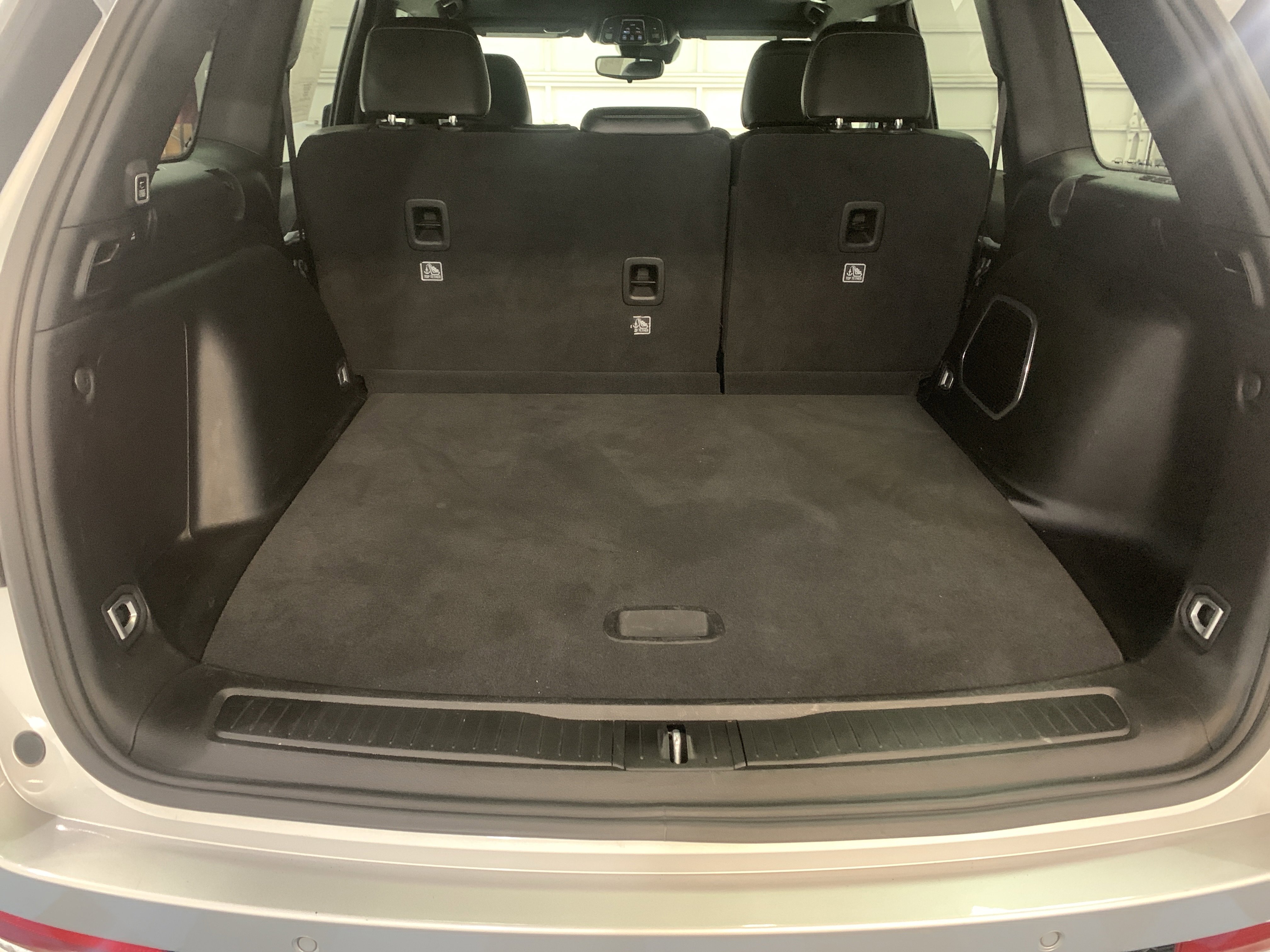 Used 2024 Jeep Grand Cherokee Limited 4xe image 22