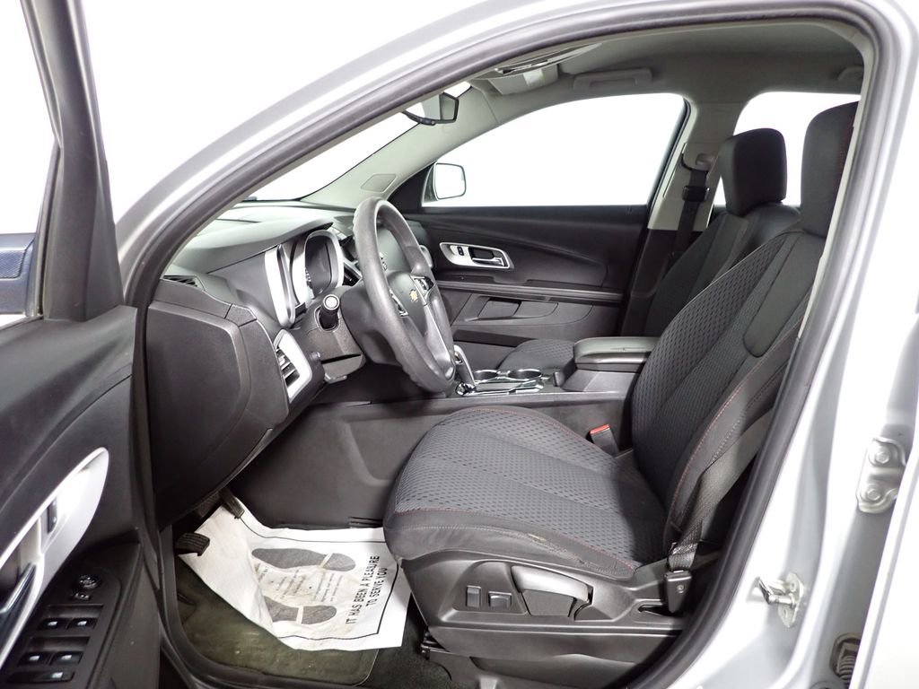 Used 2014 Chevrolet Equinox LS FWD image 19