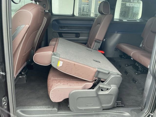 New 2025 Volkswagen ID. Buzz Pro S RWD image 51