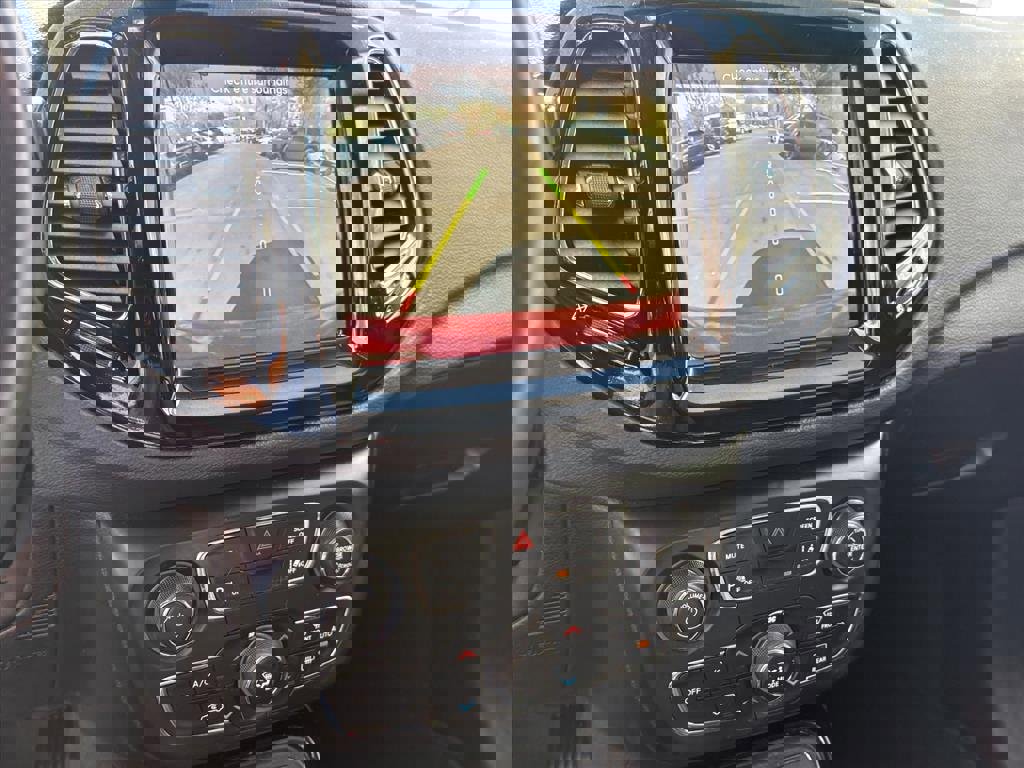 Used 2021 Jeep Compass Limited image 7