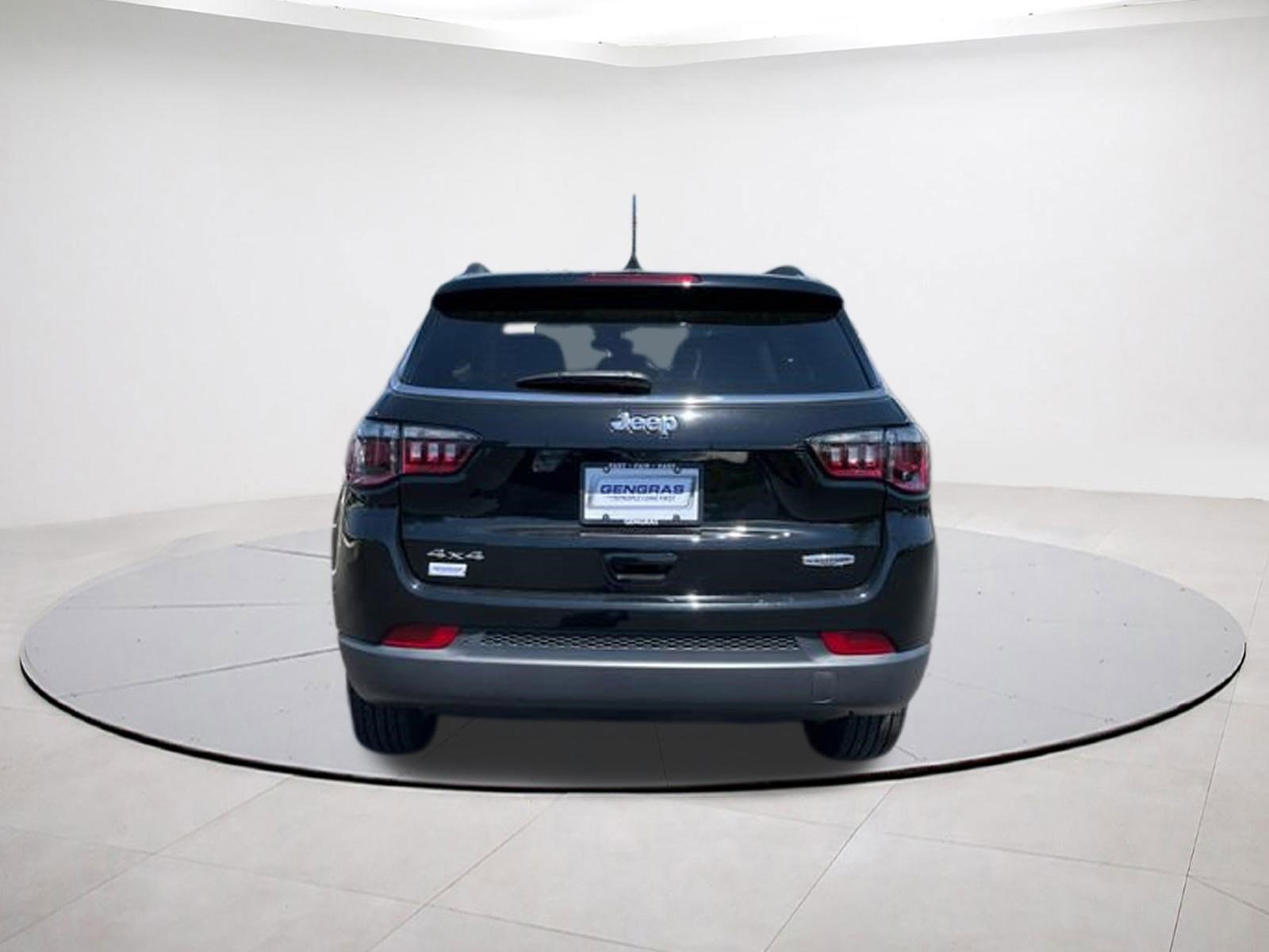 Used 2022 Jeep Compass Latitude w/ Convenience Group AWD/4WD image 5