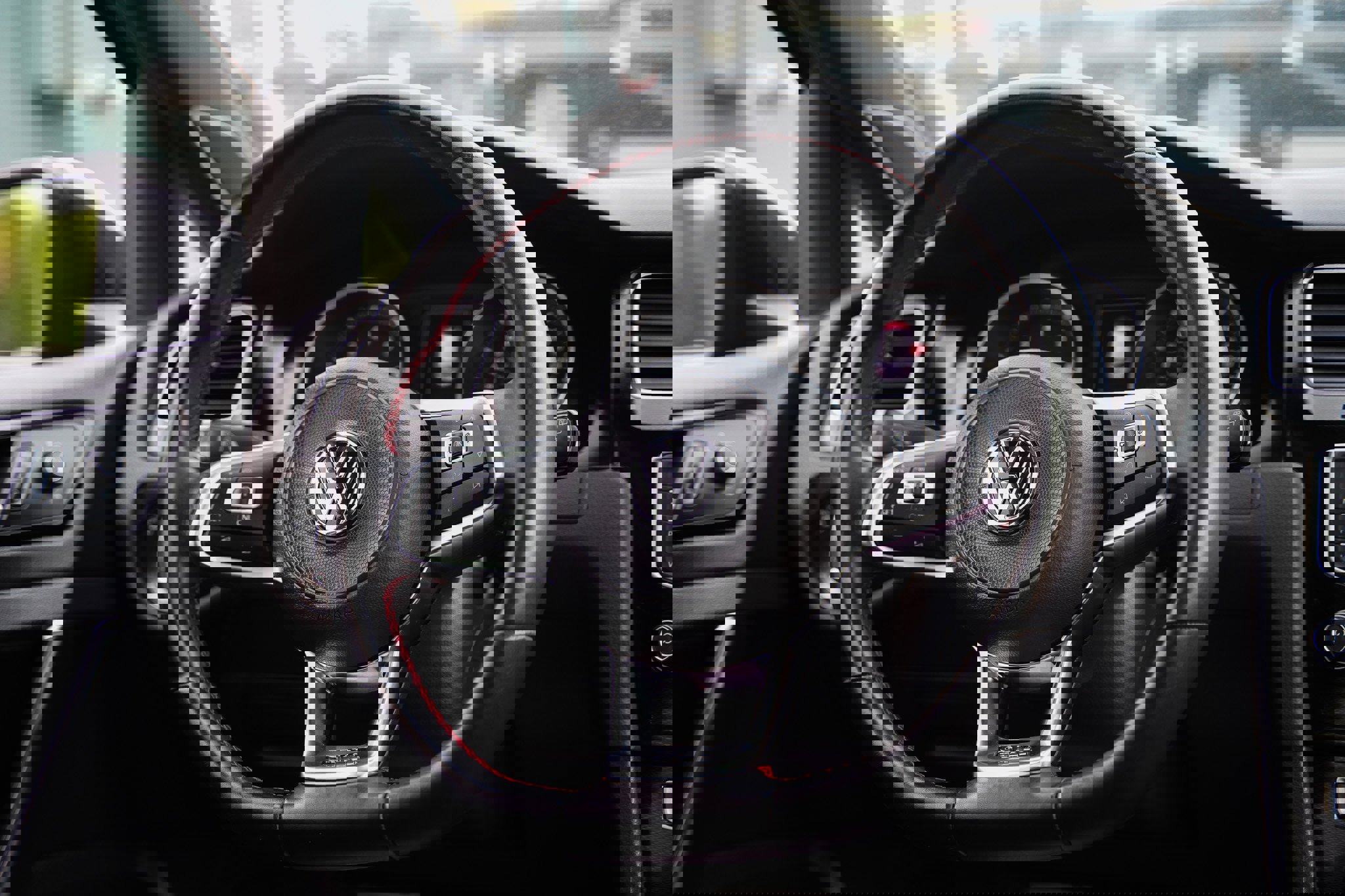 Used 2017 Volkswagen GTI Autobahn image 31
