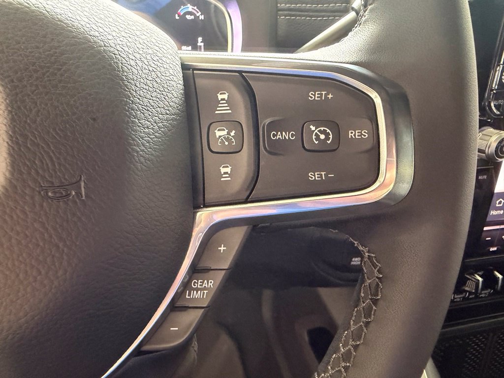 Used 2025 RAM 2500 Laramie AWD/4WD image 50