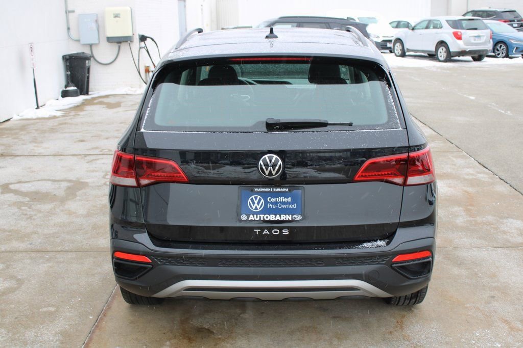 Certified 2023 Volkswagen Taos S image 5
