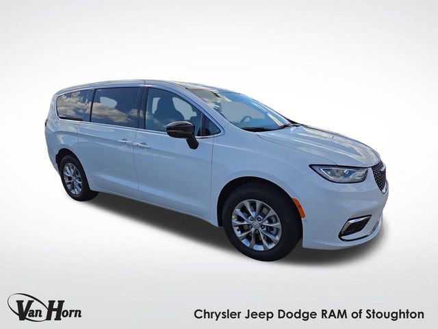 New 2026 Chrysler Pacifica Select