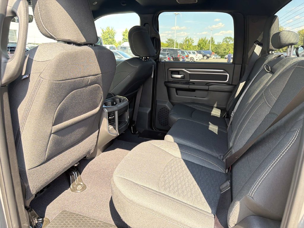 New 2026 RAM 3500 Big Horn AWD/4WD image 21