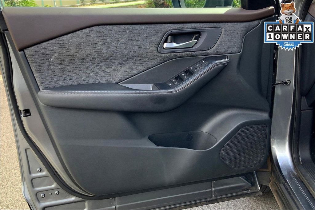 Used 2023 Nissan Rogue SV image 22