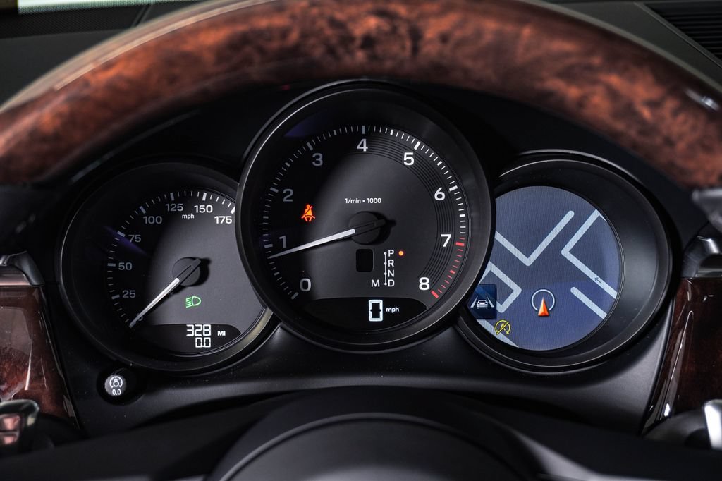 Certified 2026 Porsche Macan AWD/4WD image 21
