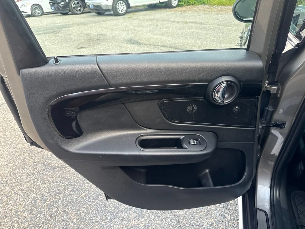 Used 2019 MINI Cooper Countryman SE w/ Premium Package AWD/4WD image 18