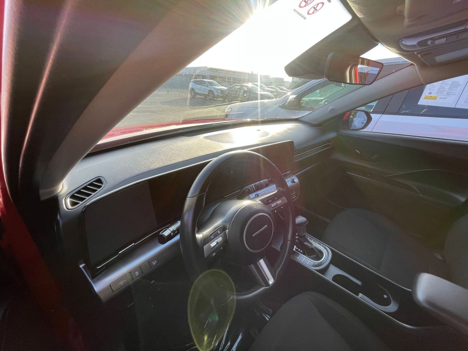 Used 2025 Hyundai Kona SEL image 34