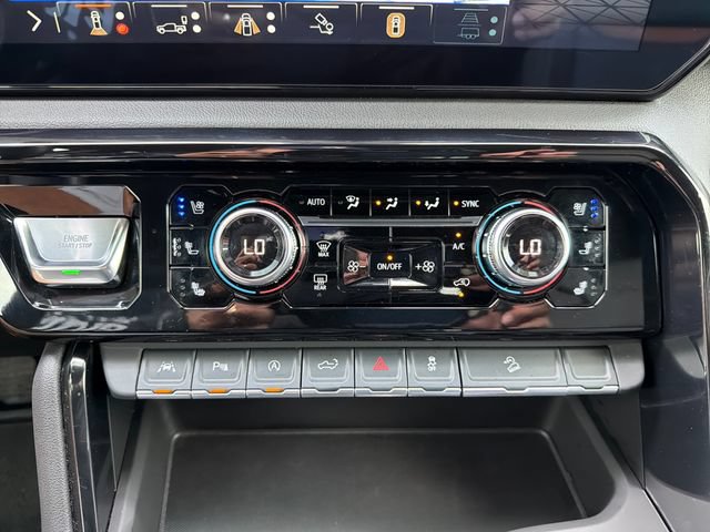 Used 2025 GMC Sierra 1500 AT4 w/ AT4 Premium Package AWD/4WD image 14