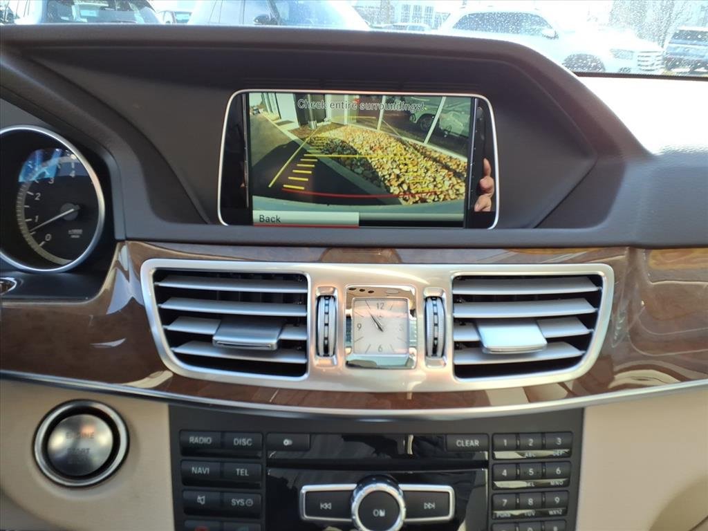 Used 2014 Mercedes-Benz E 350 4MATIC Sedan image 23