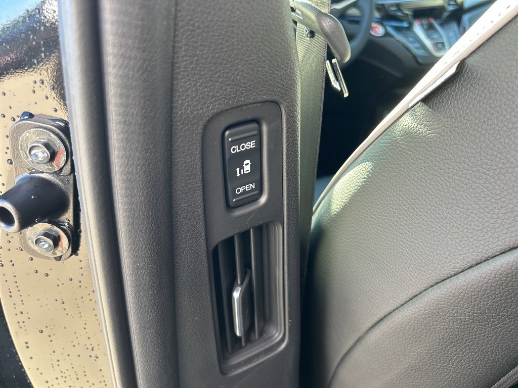 New 2026 Honda Odyssey Touring image 18