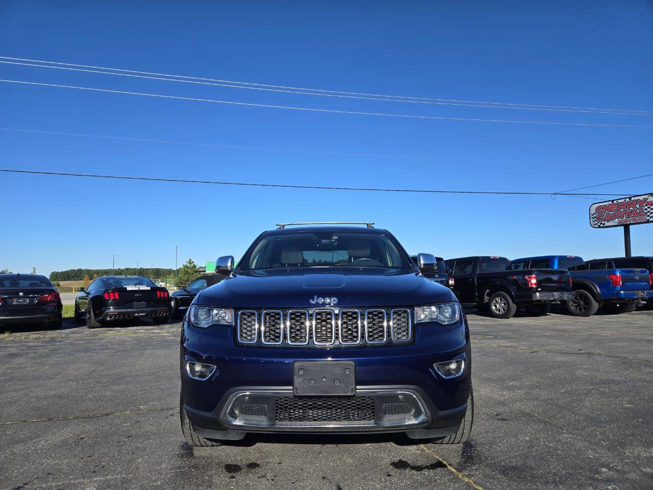 Used 2017 Jeep Grand Cherokee Limited w/ Trailer Tow Group IV image 7