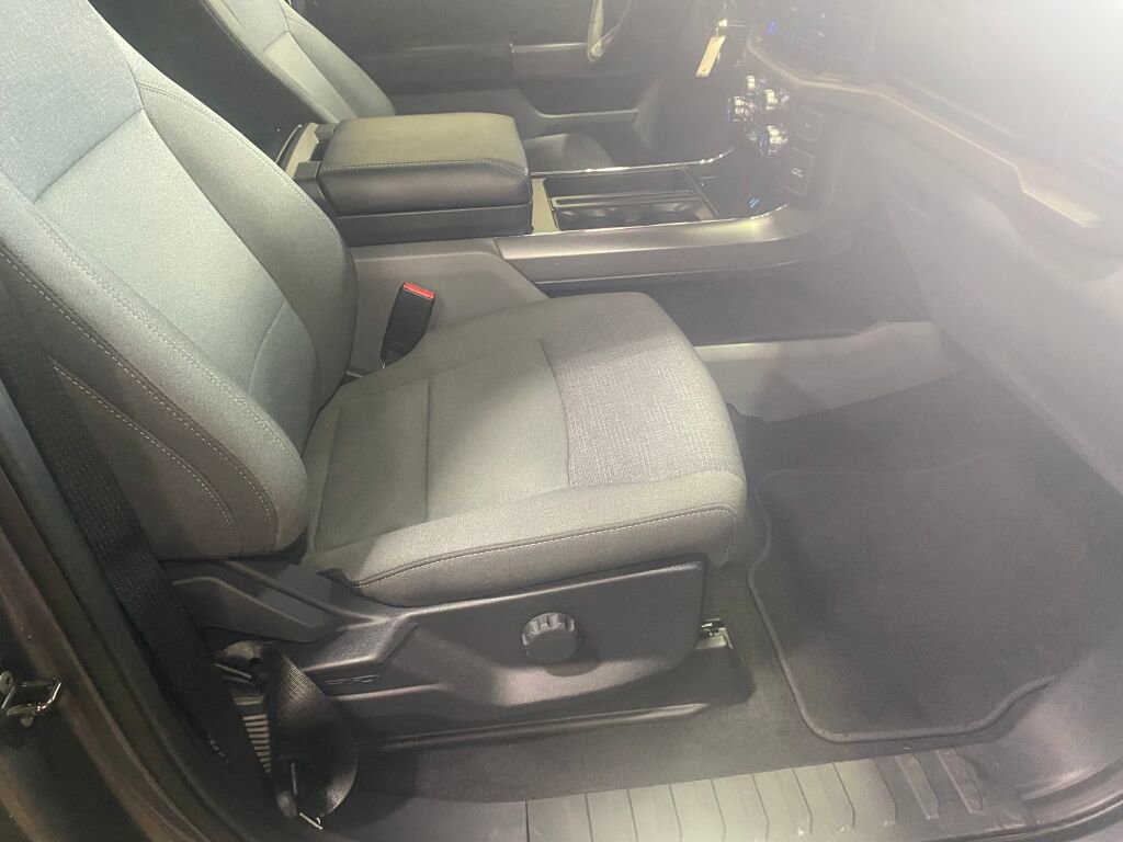 Used 2024 Ford F150 XLT w/ Mobile Office Package image 25