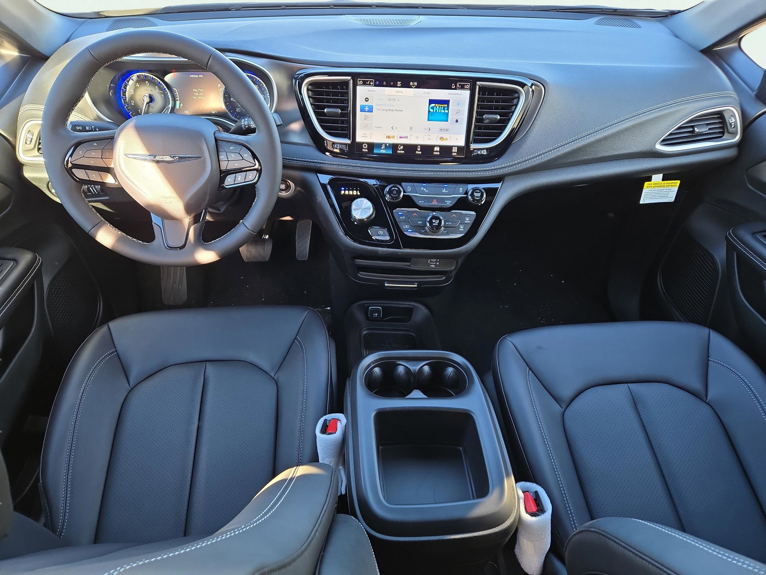 New 2026 Chrysler Pacifica Select w/ S Appearance Package image 19