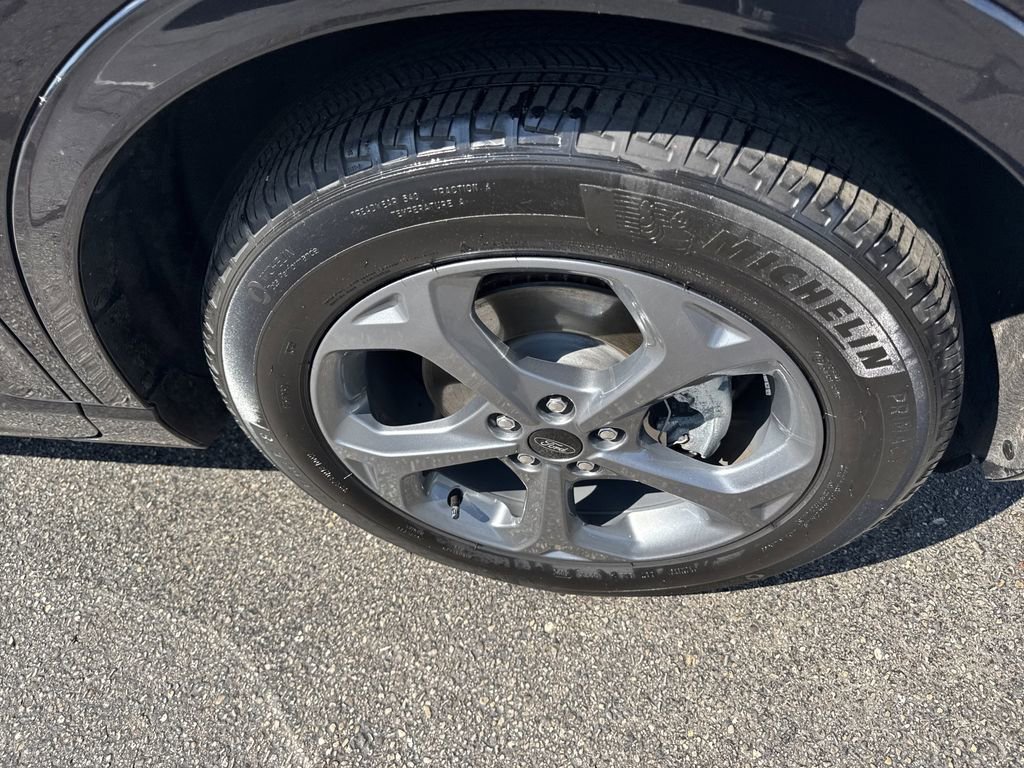 Certified 2023 Ford Escape ST-Line w/ Tech Pack #1 image 8