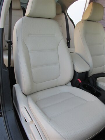 Used 2017 Volkswagen Jetta SE FWD image 17