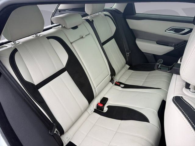 Used 2019 Land Rover Range Rover Velar S image 18