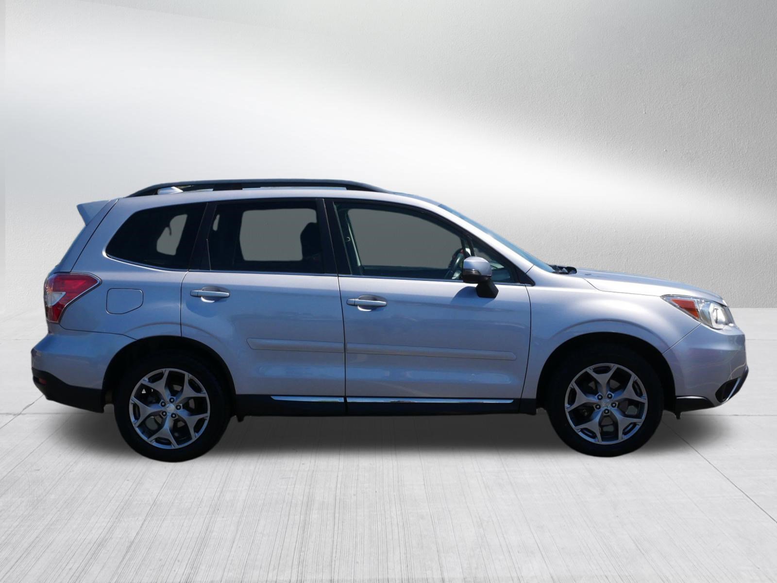 Used 2016 Subaru Forester 2.5i Touring w/ Eyesight & Navigation System AWD/4WD image 8