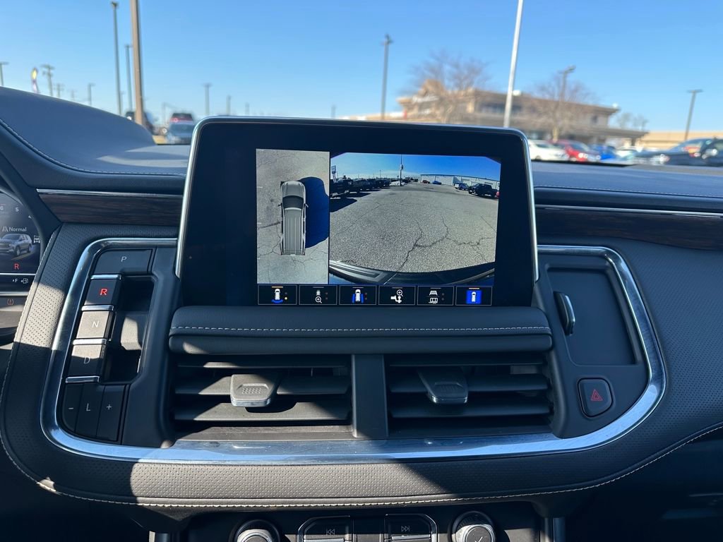 Used 2024 Chevrolet Tahoe Premier w/ Premium Package image 36