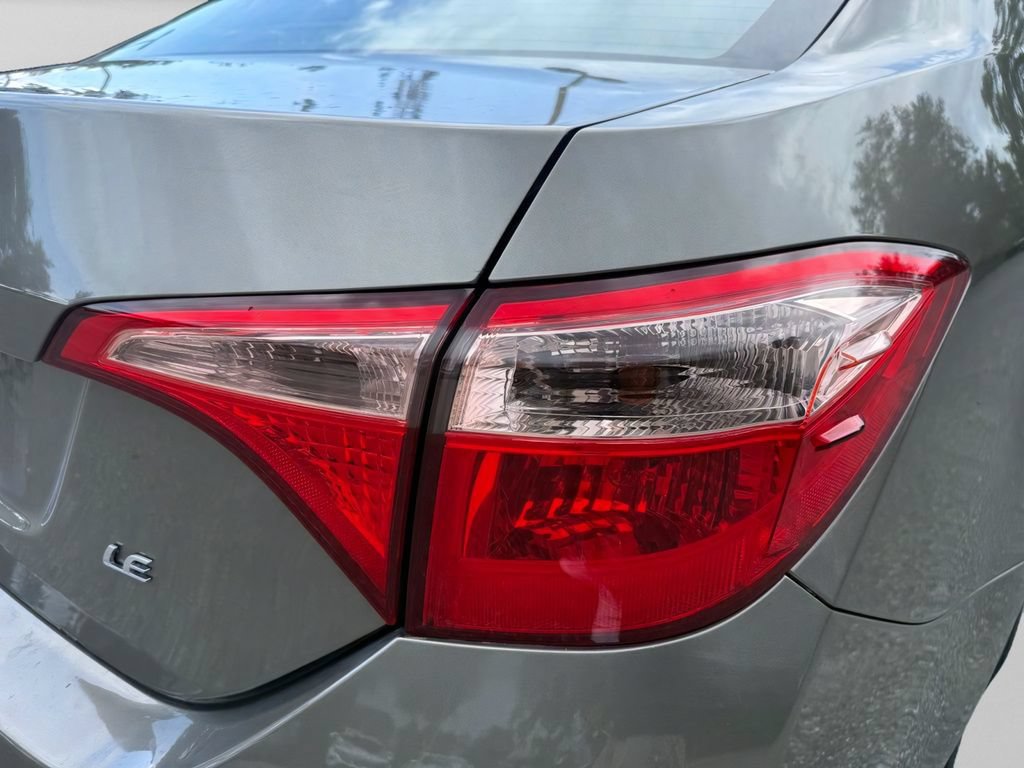 Used 2019 Toyota Corolla LE FWD image 9