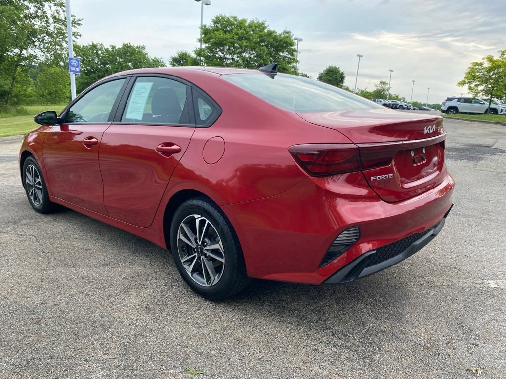 Certified 2023 Kia Forte LXS w/ LXS Technology Package FWD image 5