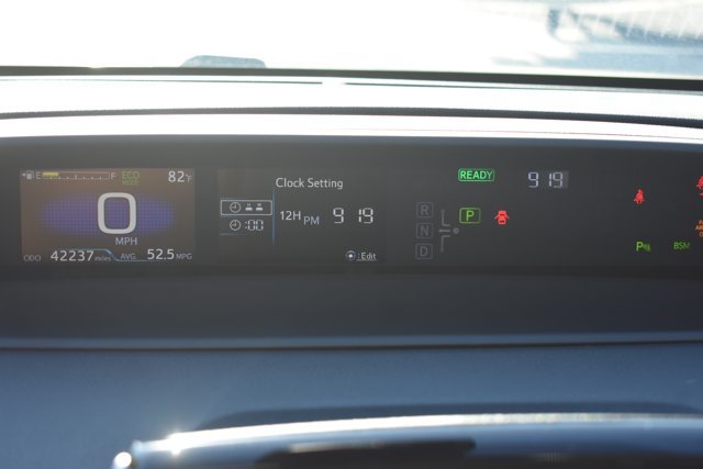 Used 2021 Toyota Prius LE FWD image 20