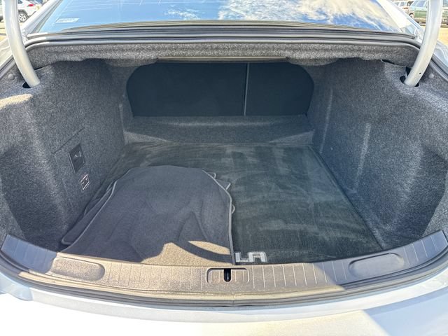 Used 2017 Chevrolet Impala LT w/ Convenience Package FWD image 12