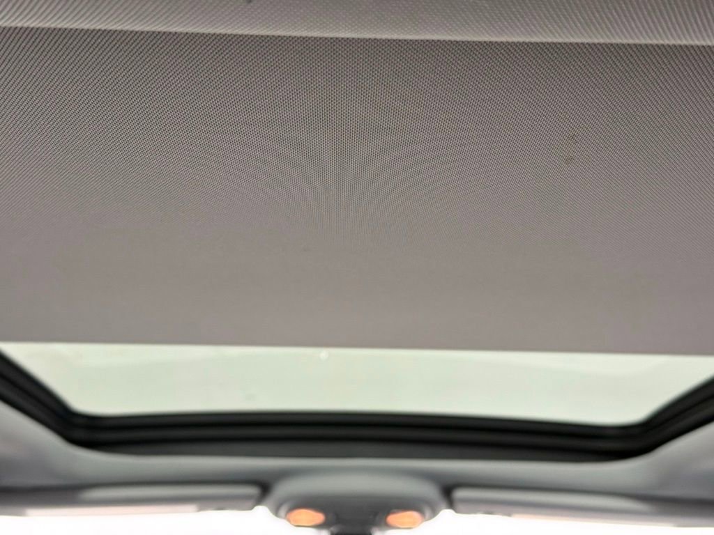 Used 2020 Jeep Compass Latitude w/ Popular Equipment Group image 3