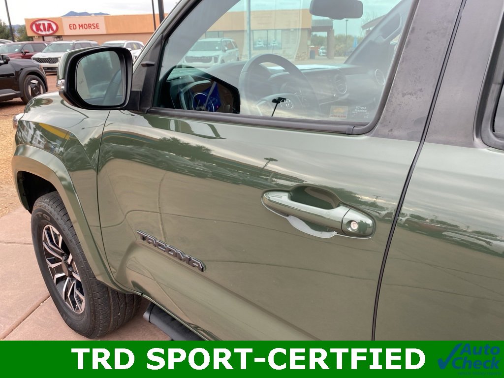 Used 2021 Toyota Tacoma TRD Sport w/ Technology Package image 20