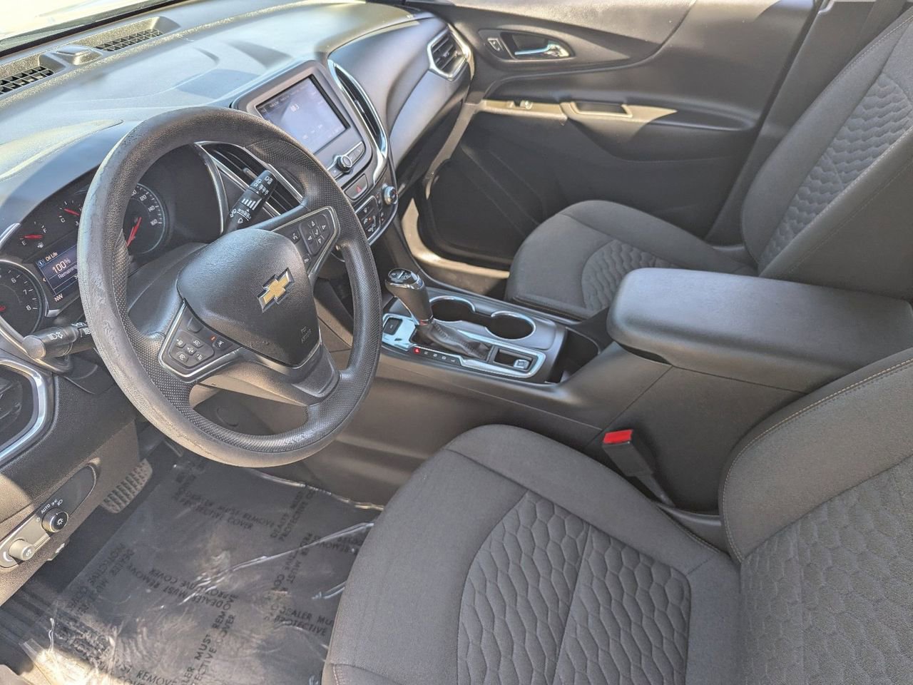 Used 2021 Chevrolet Equinox LT w/ LPO, Cargo Package AWD/4WD image 16