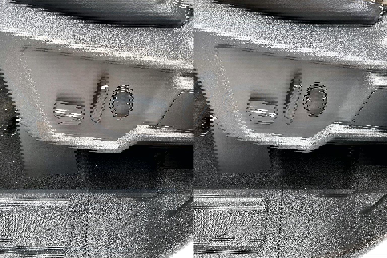 Used 2025 Ford Bronco Outer Banks image 34