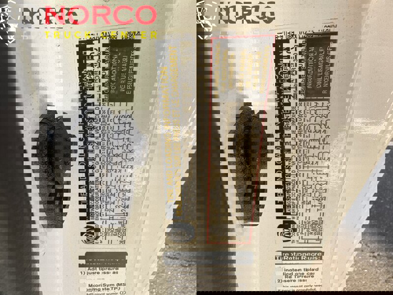 Used 2019 Nissan NV 2500 SV image 26