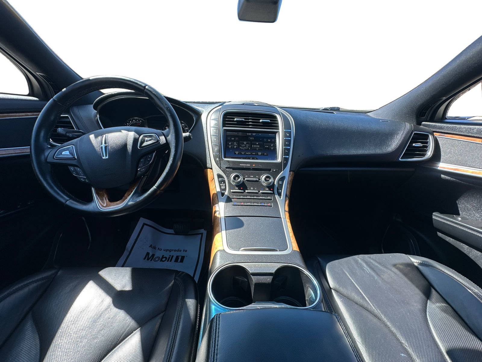 Used 2016 Lincoln MKX Reserve w/ Technology Package AWD/4WD image 14