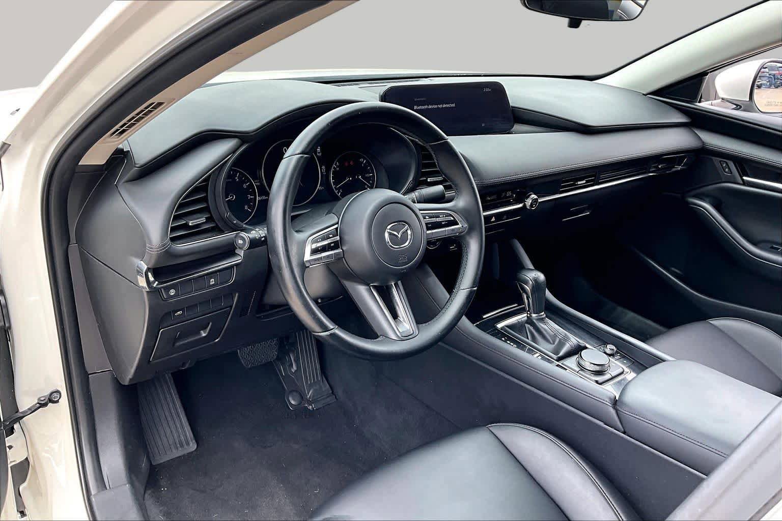 Used 2019 MAZDA MAZDA3 Sedan FWD image 17