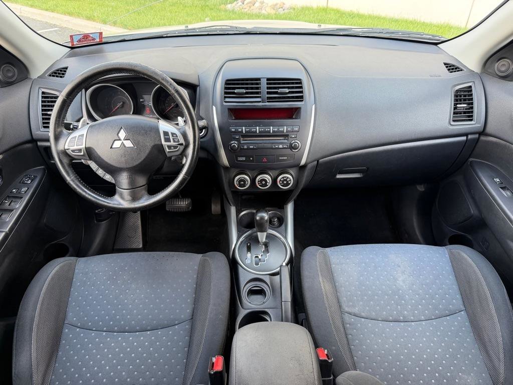 Used 2011 Mitsubishi Outlander Sport SE FWD image 17